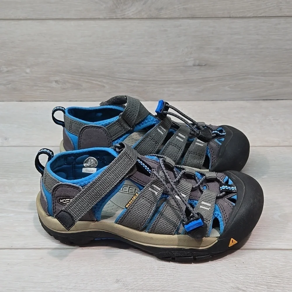 Keen Kids Boys Outdoor Waterproof Adventure Sandals Gray &Blue Shoes 2